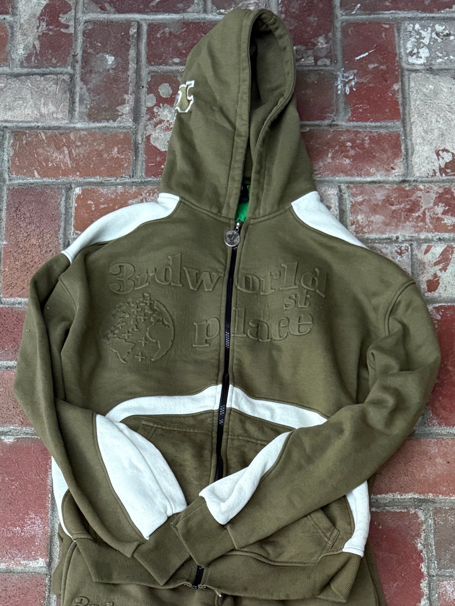 V2 ZIP-UP HOODIE [OLIVE GREEN/CREAM]