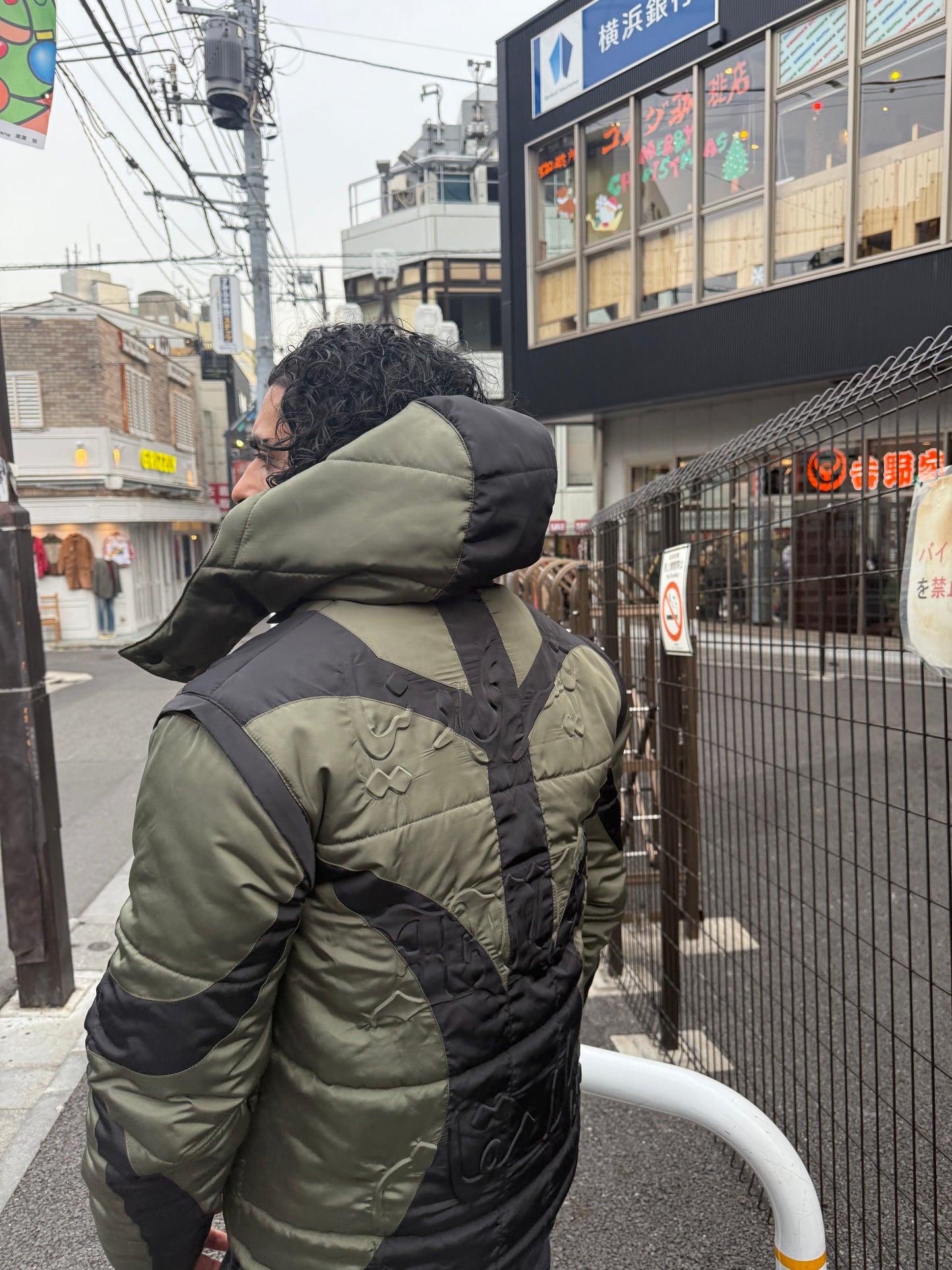 V2 PUFFER JACKET X VEST [MILITARY GREEN X BLACK]